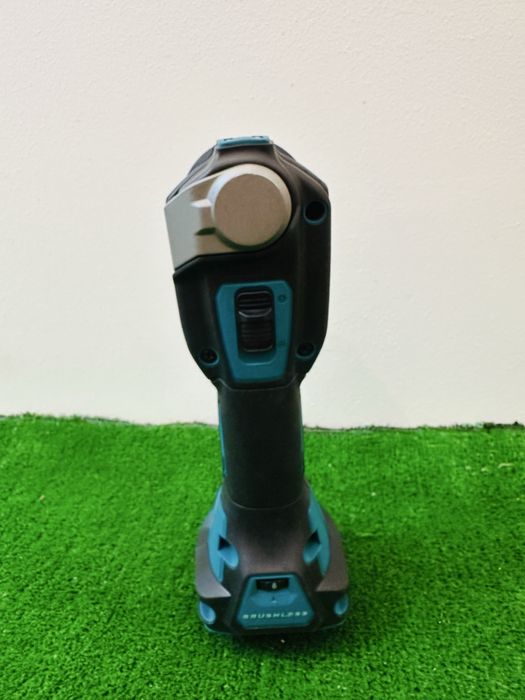 Multifunctionala Makita TM001G XGT