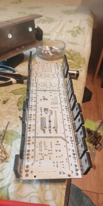 Kit audio amplificator