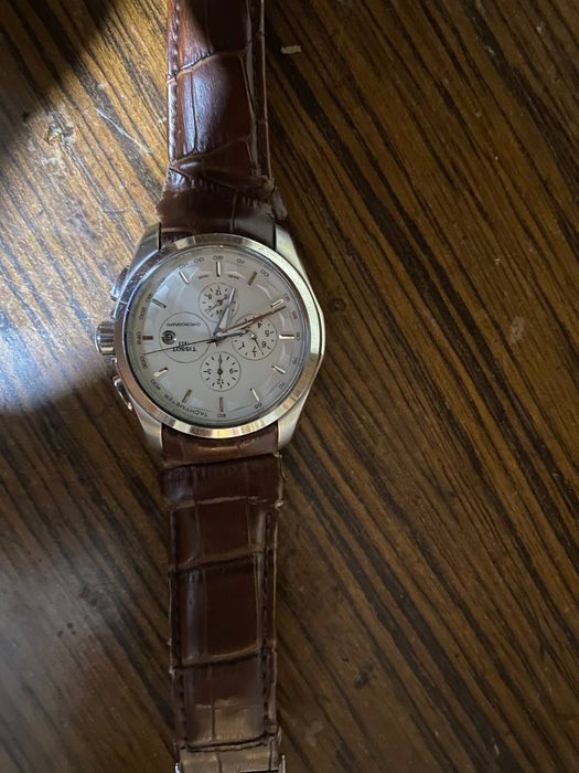 Продаются часы тиссот 1853