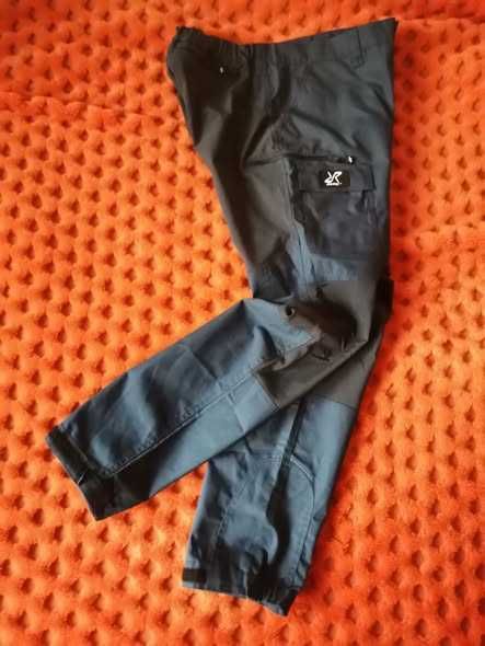 REVOLUTION RACE Nordwand 
Мъжки панталон НОВ - без етикет