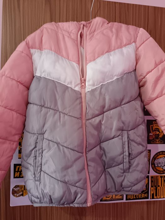 Детски якенца за момиче