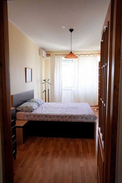 Дава се под наем Двустаен апартамент в София, Надежда 4 - 116 кв.м за 450 € - Снимка #1