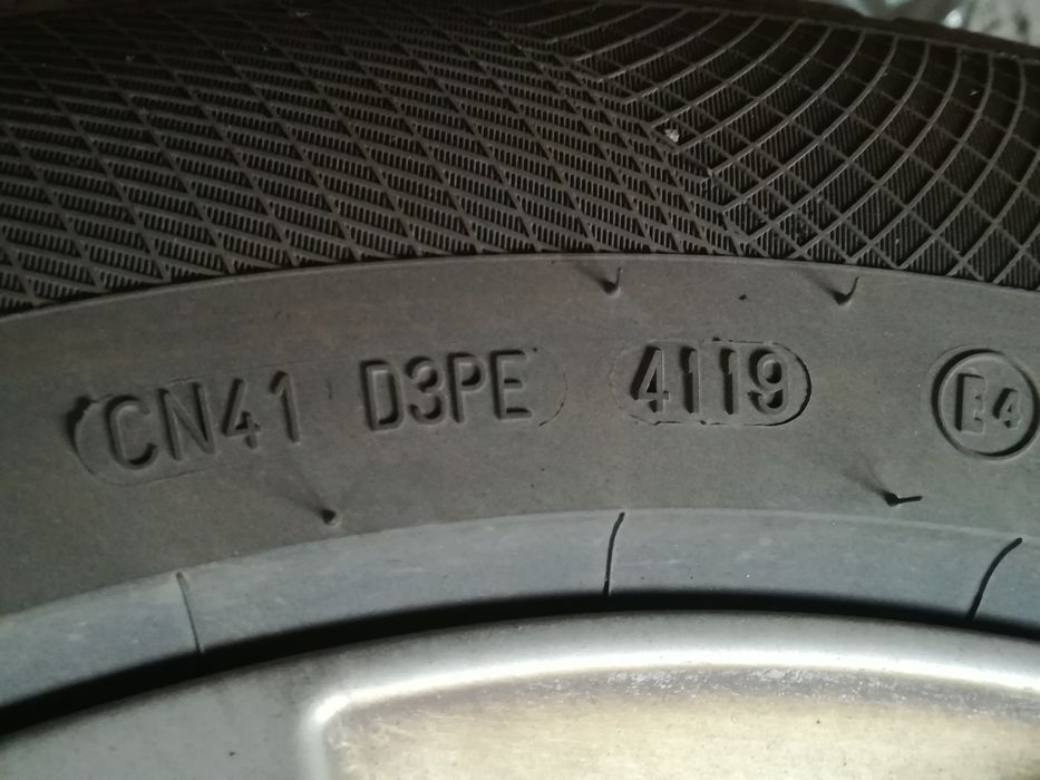 Cauciucuri de iarna cu jante