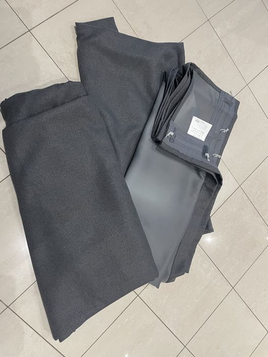 Маса за хранене с керамичен плот и 6 стилни стола/ нови/