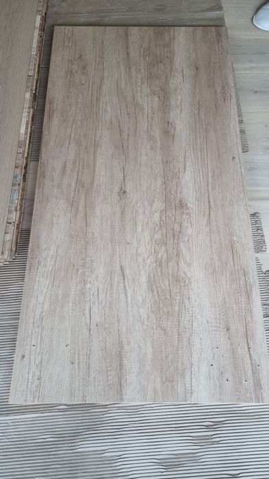 Плот на Егер за маса или бар плот