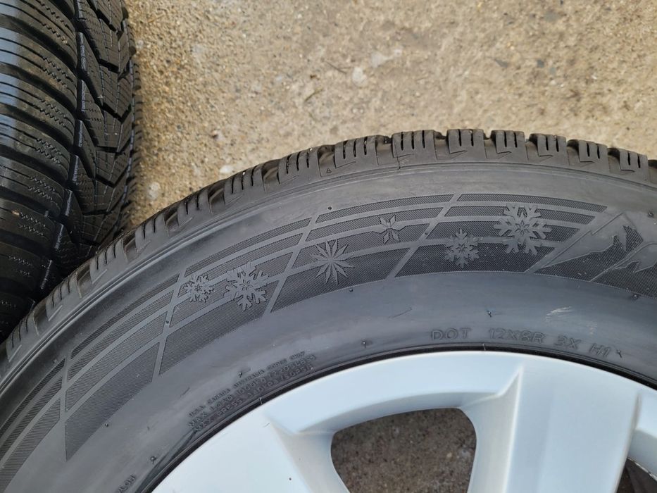 Set 4 roti iarna VW Touareg 7P 5x130 anvelope iarna Hankook 235 65 17