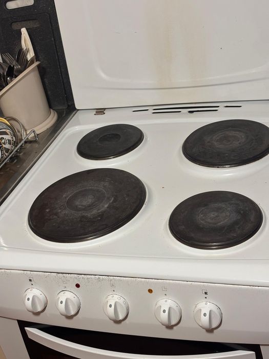 Продам плиту hansa