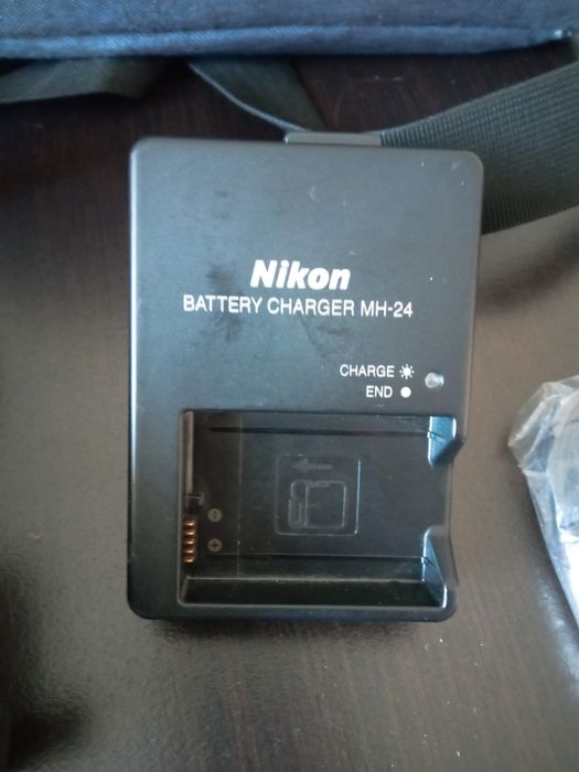 Фотоапарат Nikon D3300 с два обектива