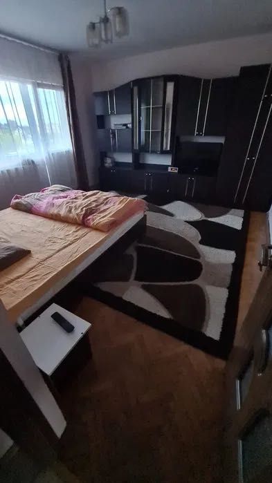 Apartament 4 camere
