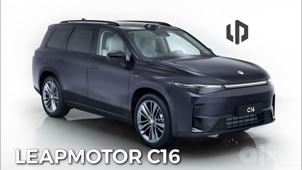 Лобовое автостекло на Leapmotor c16.