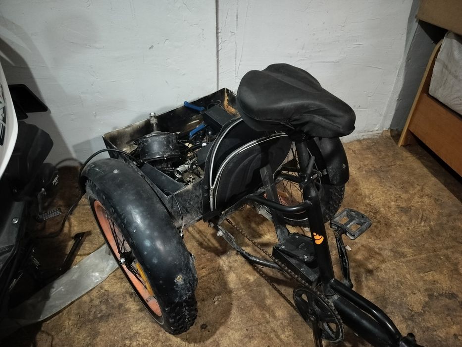 Продам трёхколёсный фетбайк.