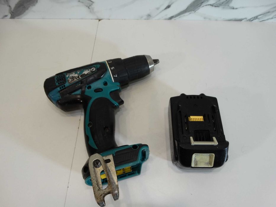 Makita BHF 456 - Винтоверт + батерия - 45 €
