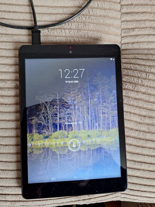 Продавам таблет Next book