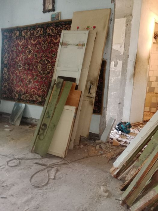 Отдам  даром,дрова. Самовывоз. 2 этаж.