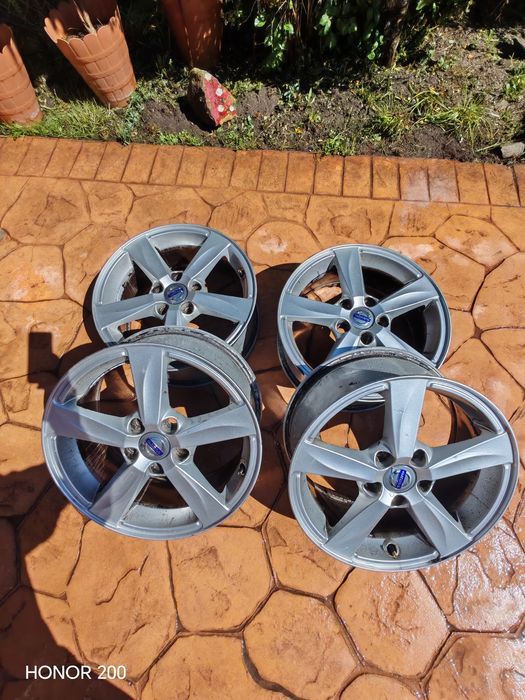 Jante volvo v40       5x108