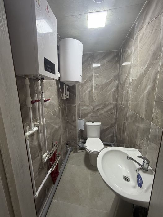 Eco city dan 3 xonali polu podval sotiladi