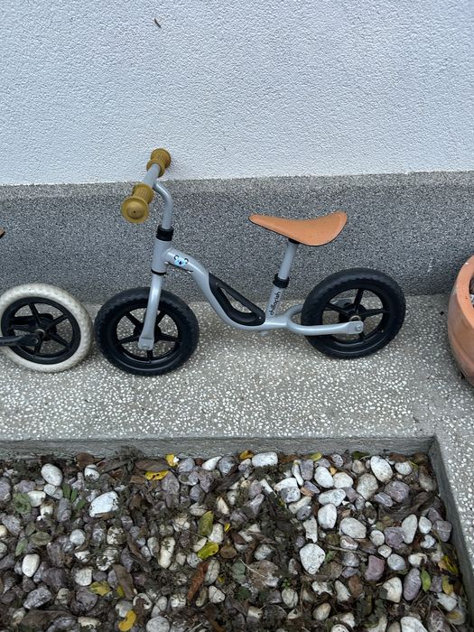 Vand bicicleta fara pedale pentru copii 2-4 ani