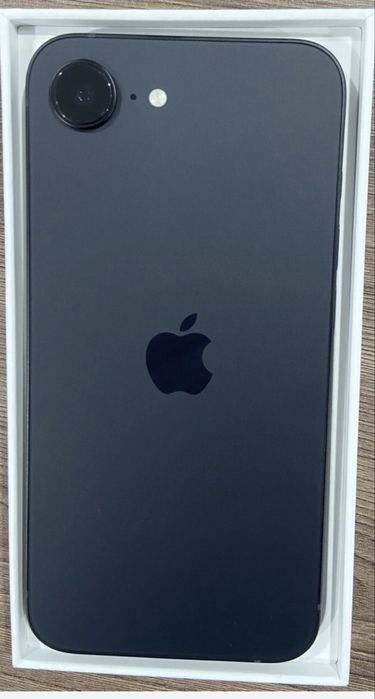 Айфон 16 е 100% очень хорошем сас