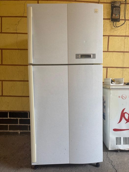 Продаёться холодильник