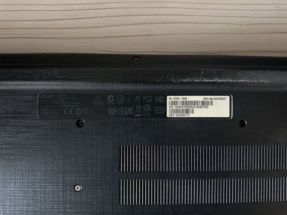 Acer Aspire E5-573 Ноутбук