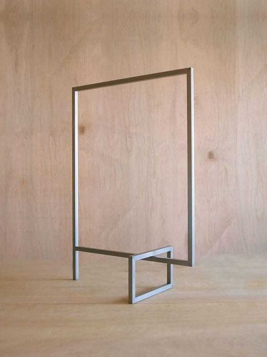 stender clasic pentru haine one line