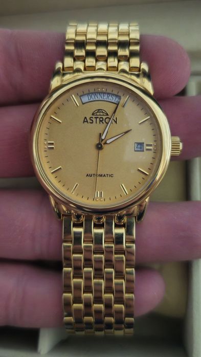 Ceas Astron automat - auriu