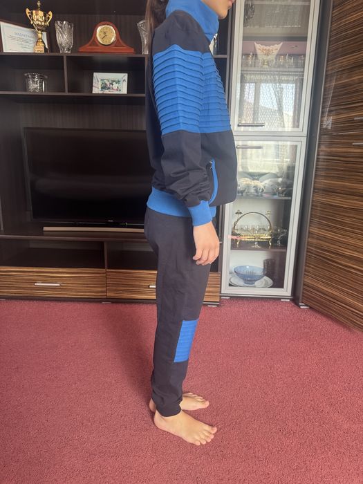 Падросковый кастюм продам