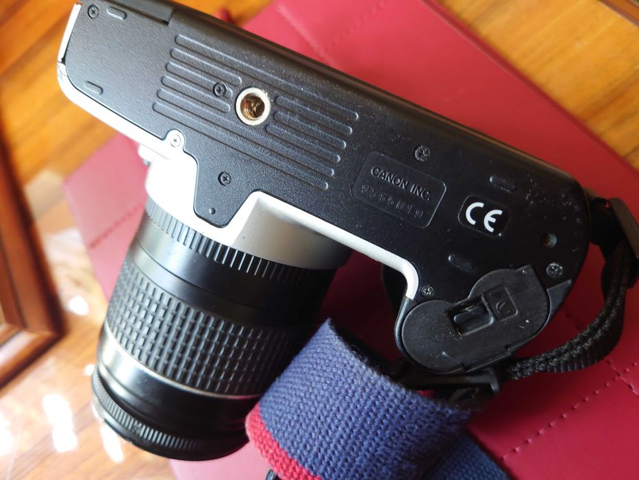 Aparat foto Canon Eos 500N