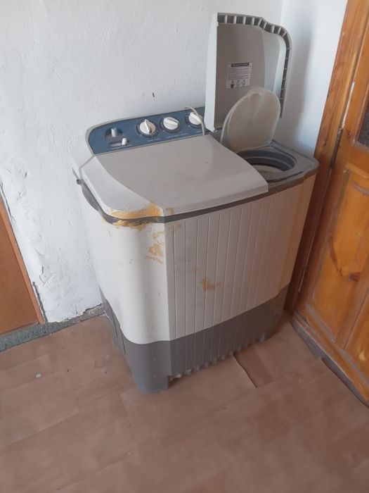 Продам стиральную машинку полуавтомат