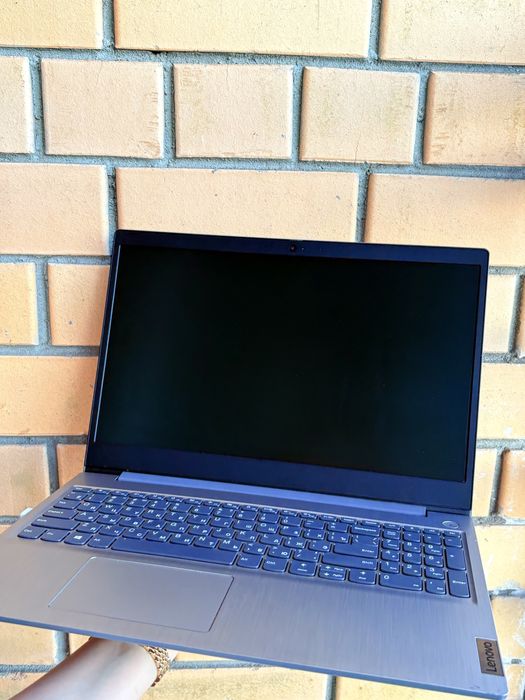 Ноутбук Lenovo IdeaPad 3 15ADA05