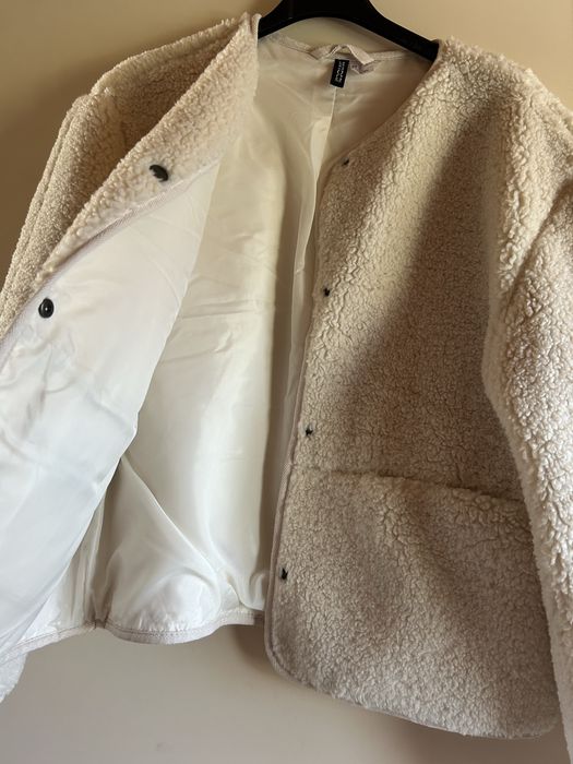 Чисто ново яке на H&M