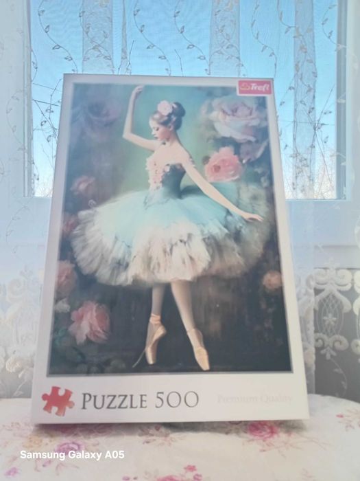 Pentru fetițe 70lei  cu dinozauri 60lei și  cu Lamborghini este 100lei