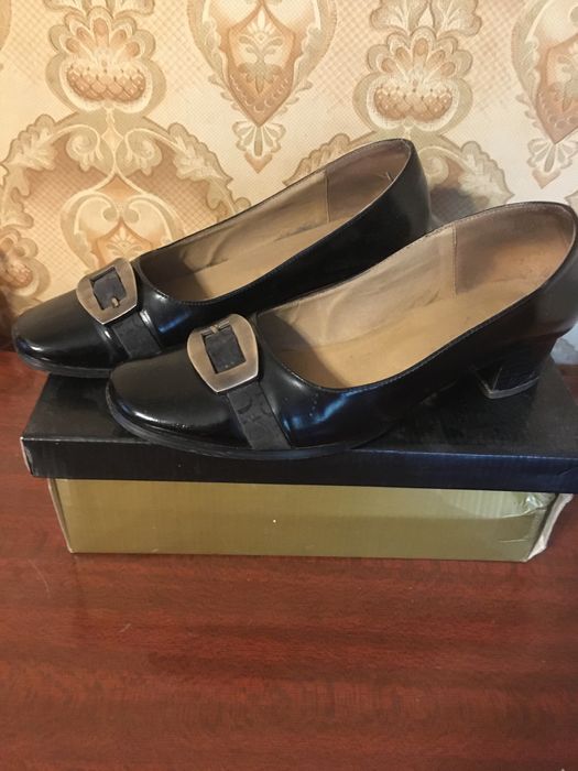 Лакированные туфли