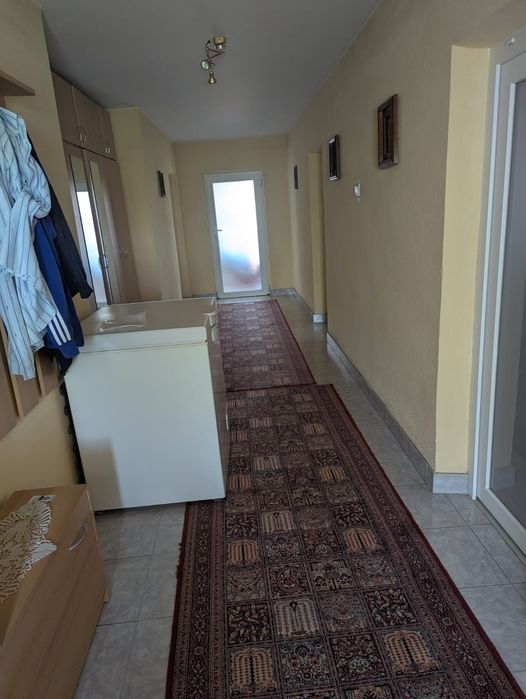 Casa de vânzare în municipiul Tg-Jiu, situată pe bulevardul Ecaterina Teodoroiu.