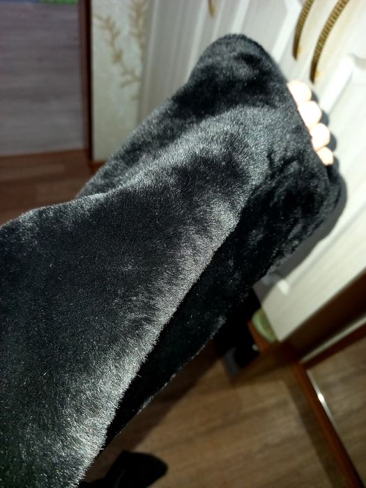 Продам шубу МУТОН