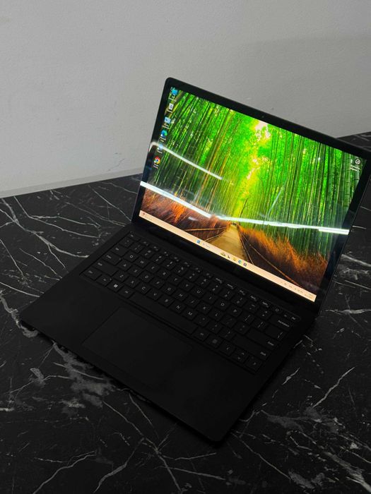 Kuchli Noutbuk Surface Laptop 5