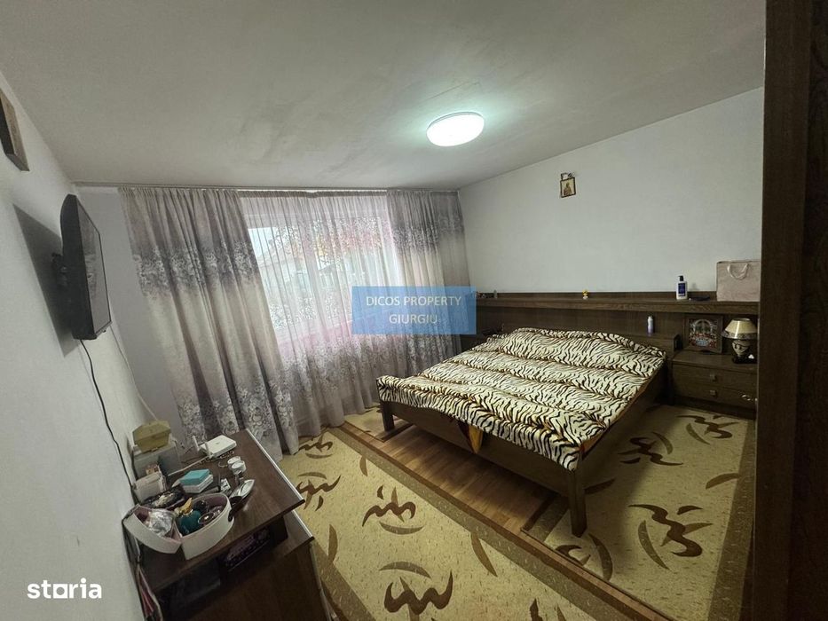 Casă cu mansardă și piscină de vânzare – Pictor Andreescu