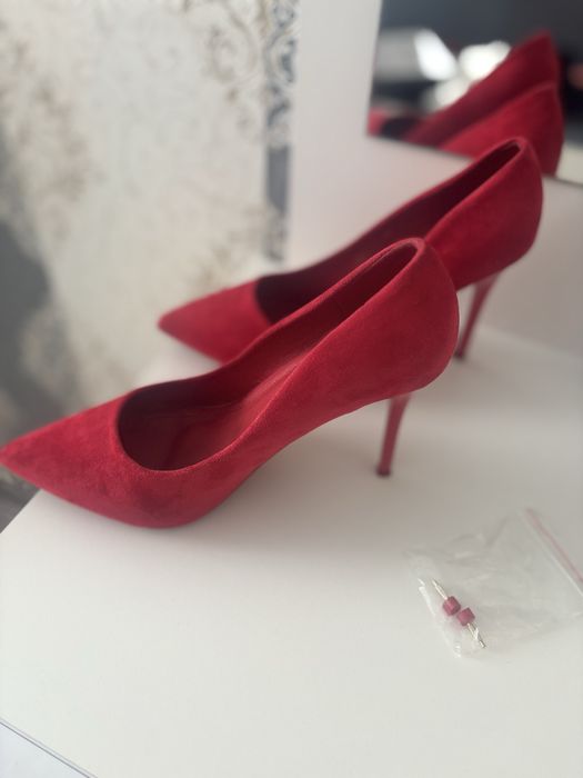 Продам Женские туфли