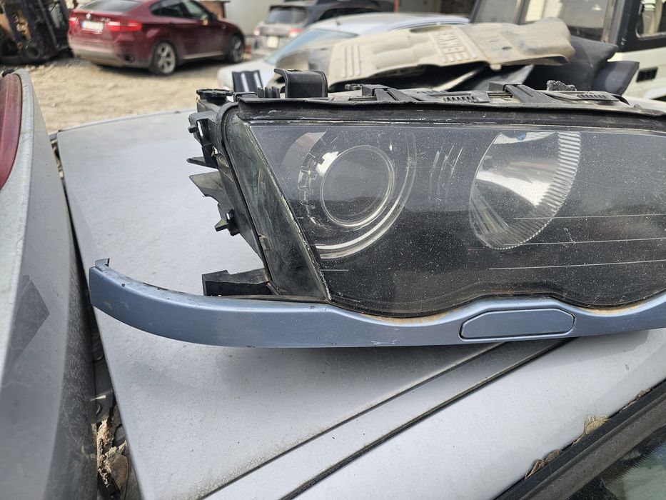 Десен Фар с лайсна за e46 bmw