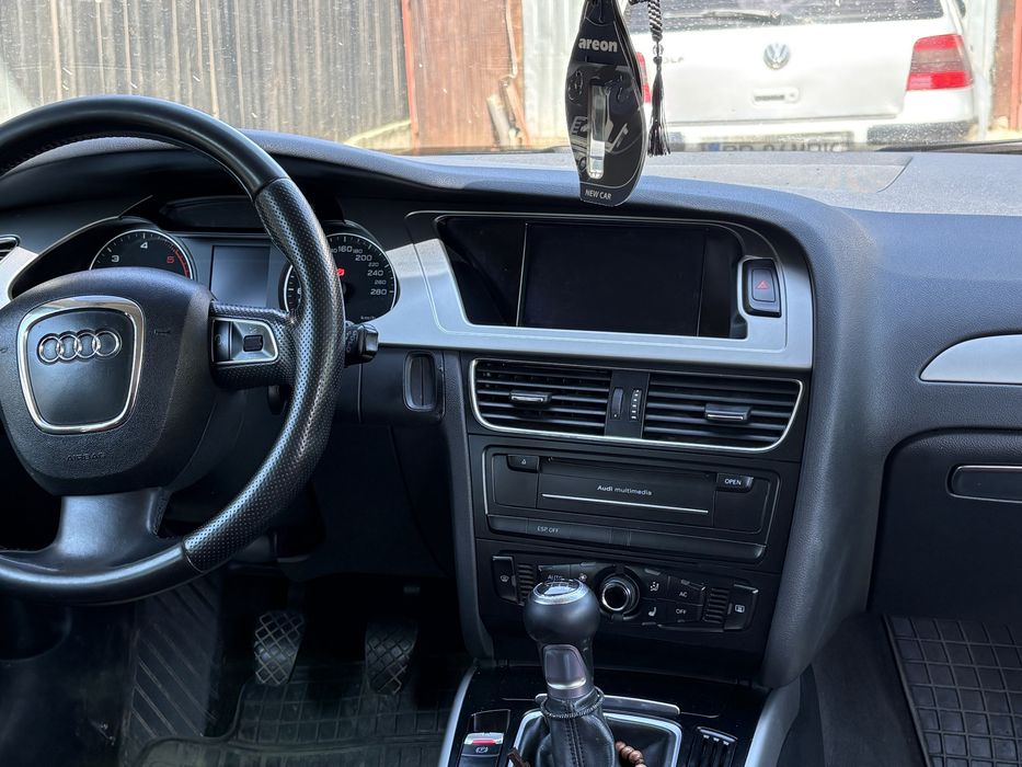 Audi A4 B8 2010 - stare foarte bună