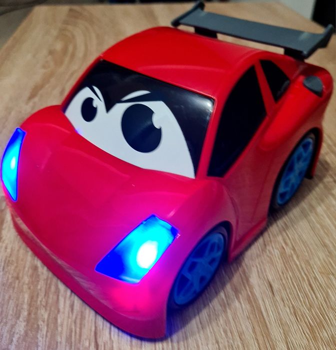 Jucării interactive pentru copii 2-3 ani