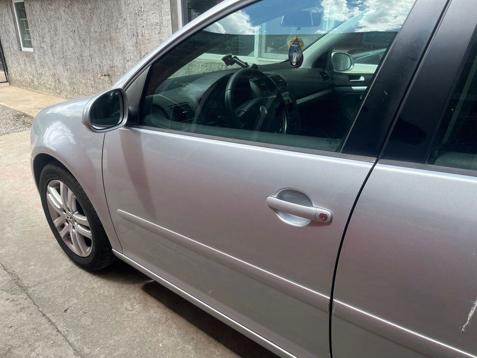 VW Golf 5 4+1 Исперих