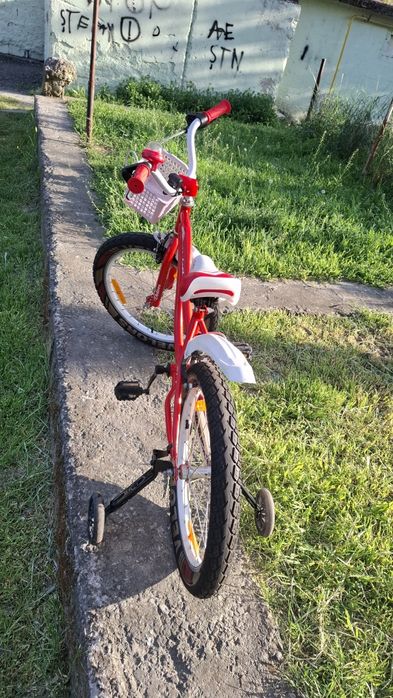 Vând biciletă Velors folosita foarte puțin!