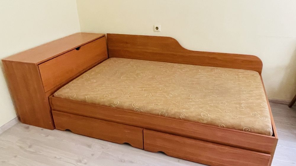 Спално легло с ракла