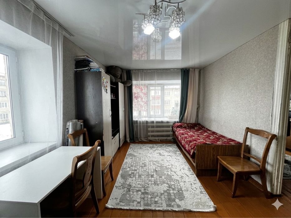 Продам квартиру на Титова