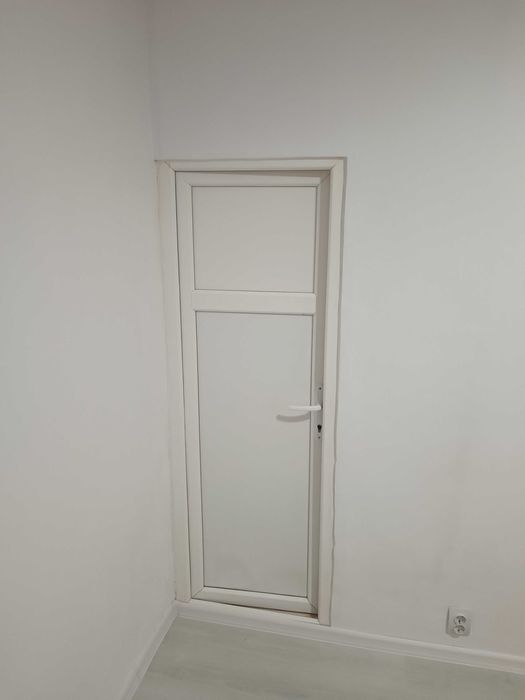 Garsoniera confort 3 Rahova Etaj 2 renovata(parchet nou,zugravita,boiler apa calda,retea gaze pana la vecin)