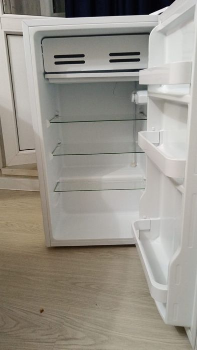 Продам мини холодильник Бирюса