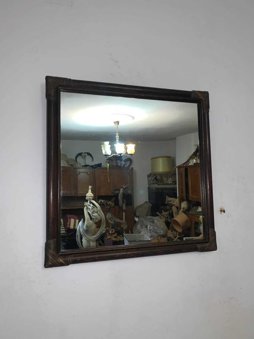 Oglinda in rama de lemn la colt impletita