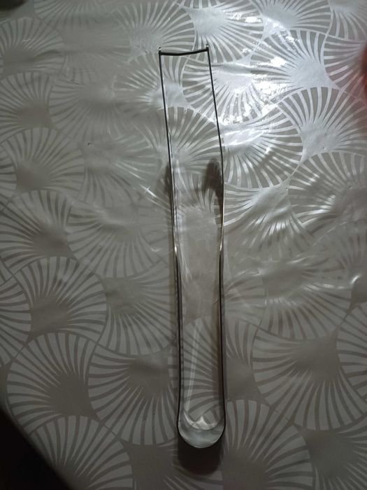 Продам нож для нарезки арбуза