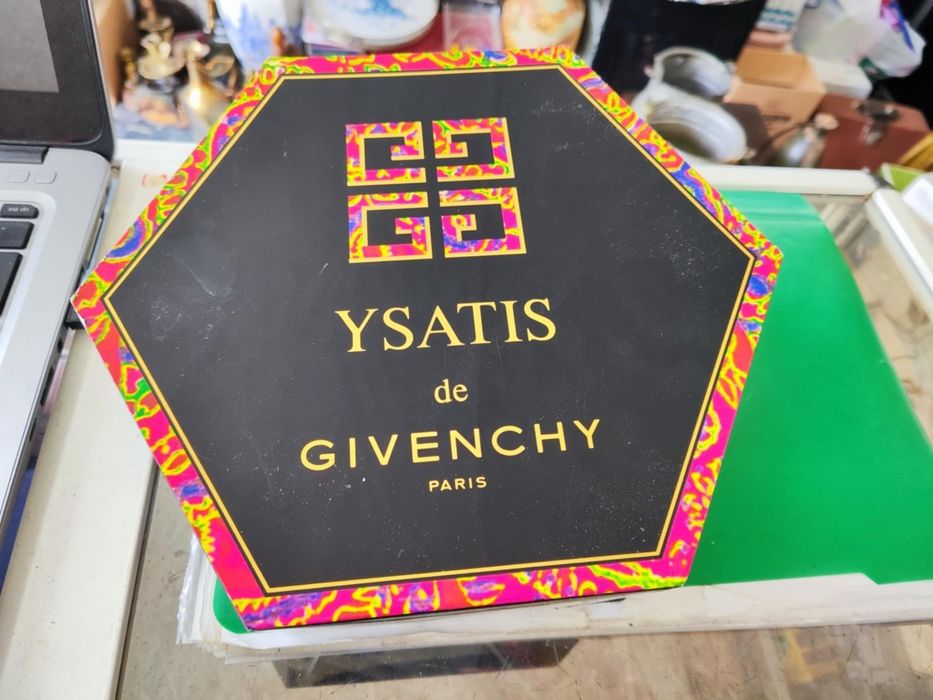 Нов парфюм YSATIS Givenchy 50 ml